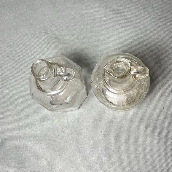 LOT 2 Vintage Glass Jugs Syrup Bottle w/Pour Spout & Handle-Paneled Glass-UV - Picture 4 of 15